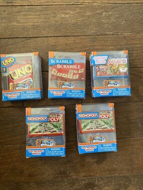 5 Total World's Smallest Toys Monopoly, Uno, Scrabble, Candy Land￼ Board Games